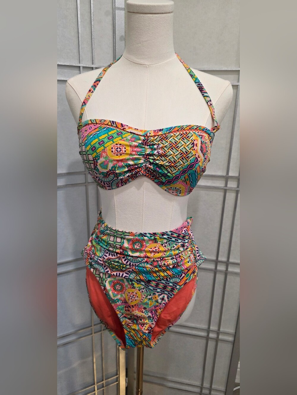 BECCA by Rebecca Colorful Mosaic Print Bandeau Bikini Set – High Waist – Sz 6